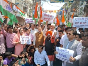 People of all religions along with the Federation protested against terrorism in Sadar Bazar hummernews.in