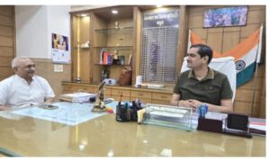 Mayor held talks with District Officer on development of Mathura Vrindavan Mahanagar hummernews.in
