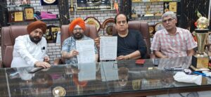 Chief Minister should clarify his stand on Sadar Bazar - Festa hummernews.in