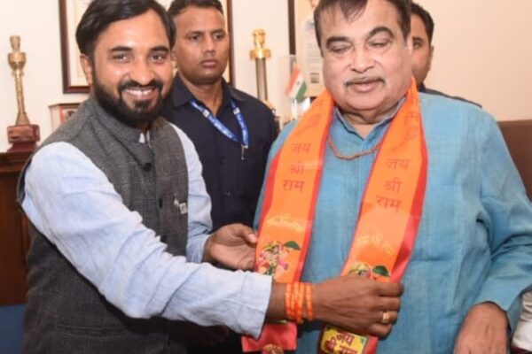 IFEVA Delegation Meets Union Minister Nitin Gadkari to Discuss Electric Vehicle Future IFEVA Delegation Meets Union Minister Nitin Gadkari to Discuss Electric Vehicle Future hummernews.in