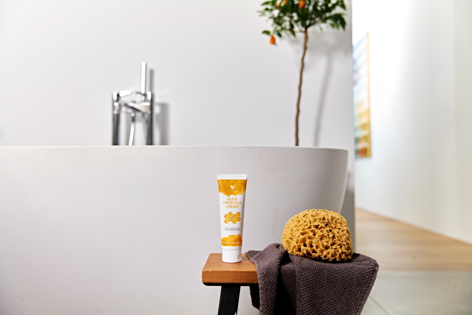 Forever Living’s Aloe Propolis Crème: A Gentle Ritual of Nourishment and Care hummernews.in