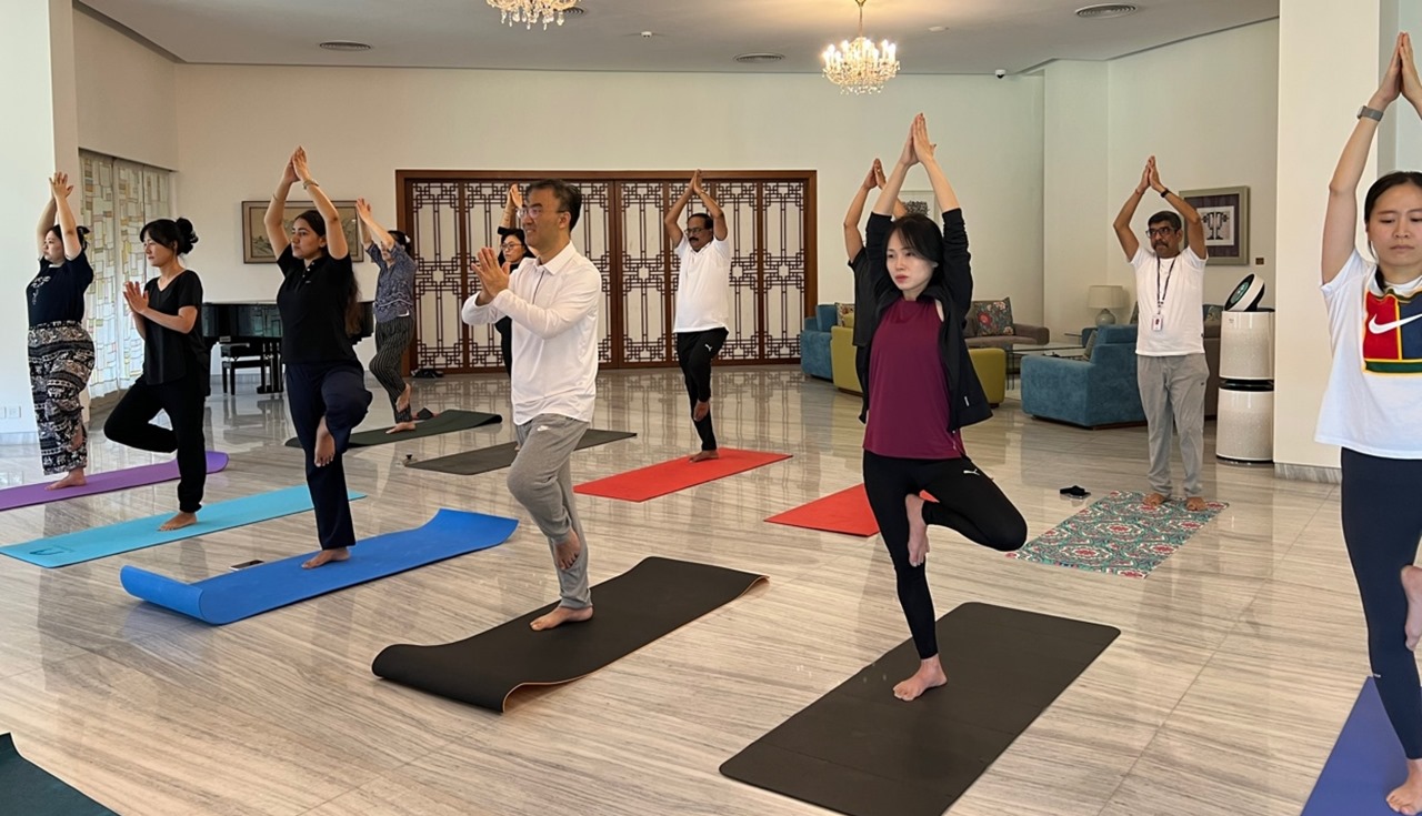 Breathing as One: Yoga’s Philosophy of Healing in Everyday Korea hummernews.in
