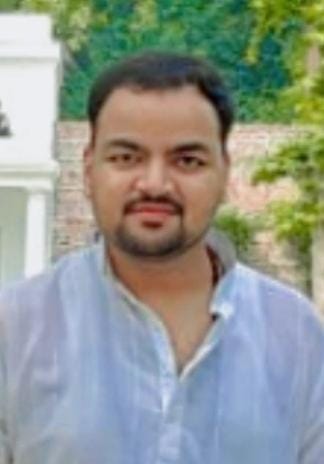 Will India become a world Leader by closing 5,000 government schools? hummernews.in