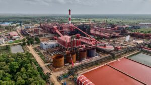 Naxals shed guns, join Industrial Revolution in Maharashtra’s Gadchiroli, CM Fadnavis to inaugurate projects soon. hummernews.in