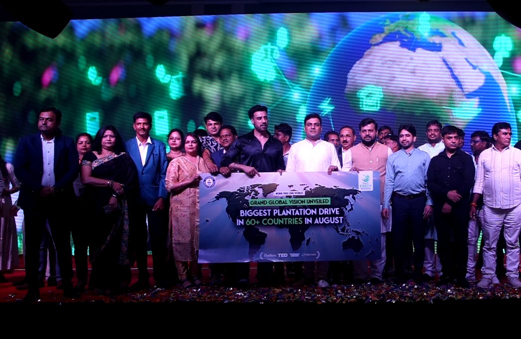 Save Earth Mission Unveils Global Vision – Announces World’s Largest Plantation Drive in Over 60 Countries Starting August 2025 hummernews.in