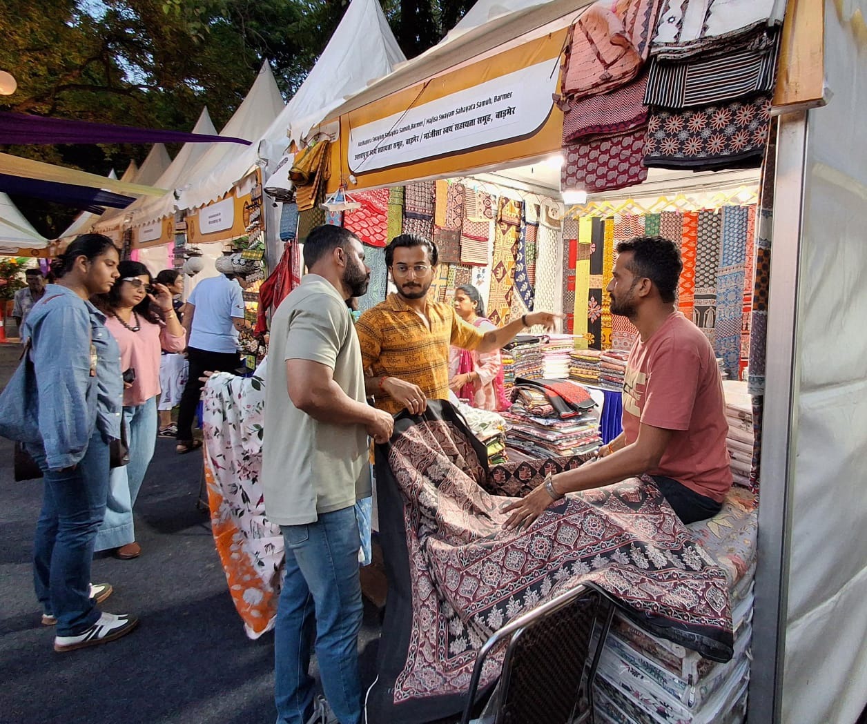 Teej Utsav Craft and Food Fair at Bikaner House to Continue Until Wednesday hummernews.in