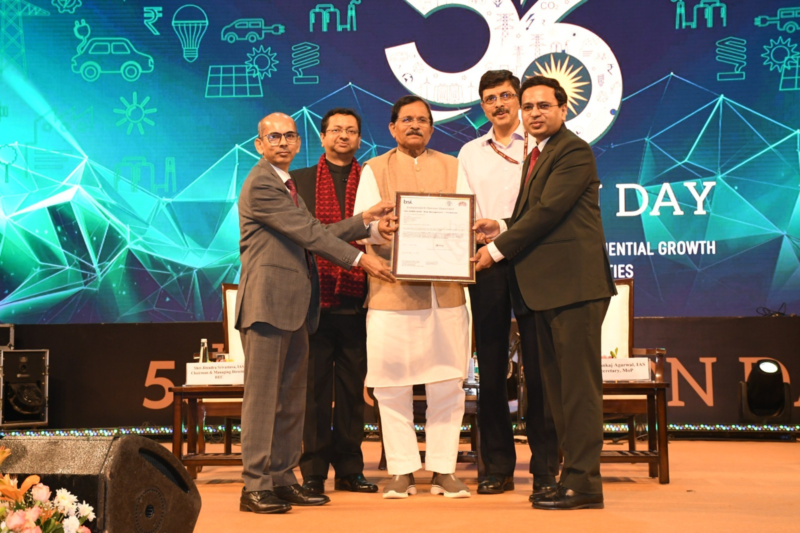 REC Limited becomes first Indian Public Sector NBFC to achieve ISO 31000:2018 certification hummernews.in