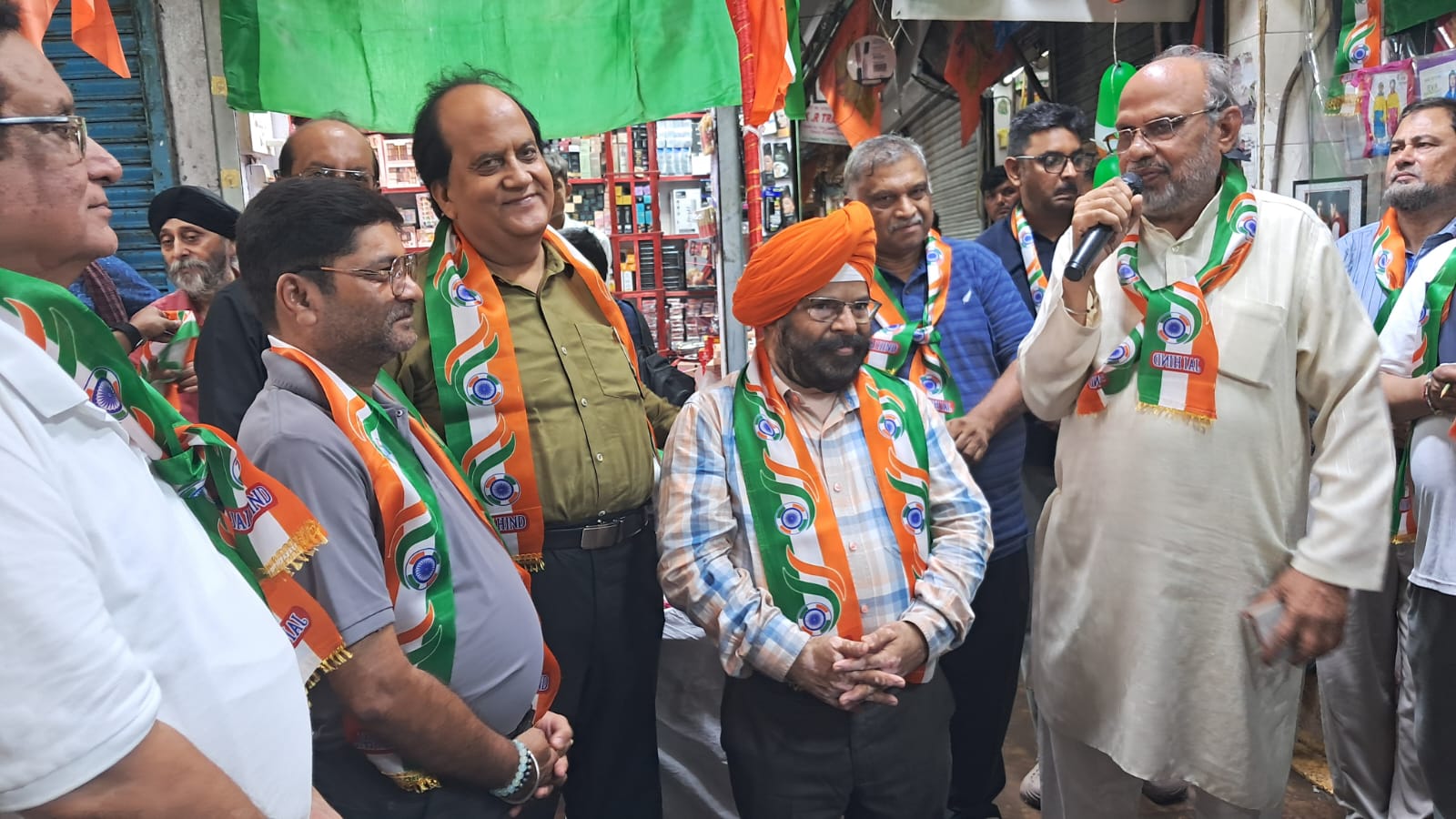 On Independence Day, traders demanded freedom from problems from the government hummernews.in