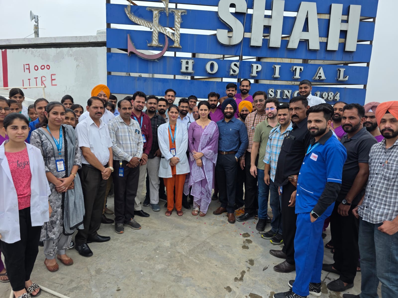 Flag Hoisting Ceremony Led by Dr. Vikramjit Singh at Shah Hospital, Kaithal hummernews.in