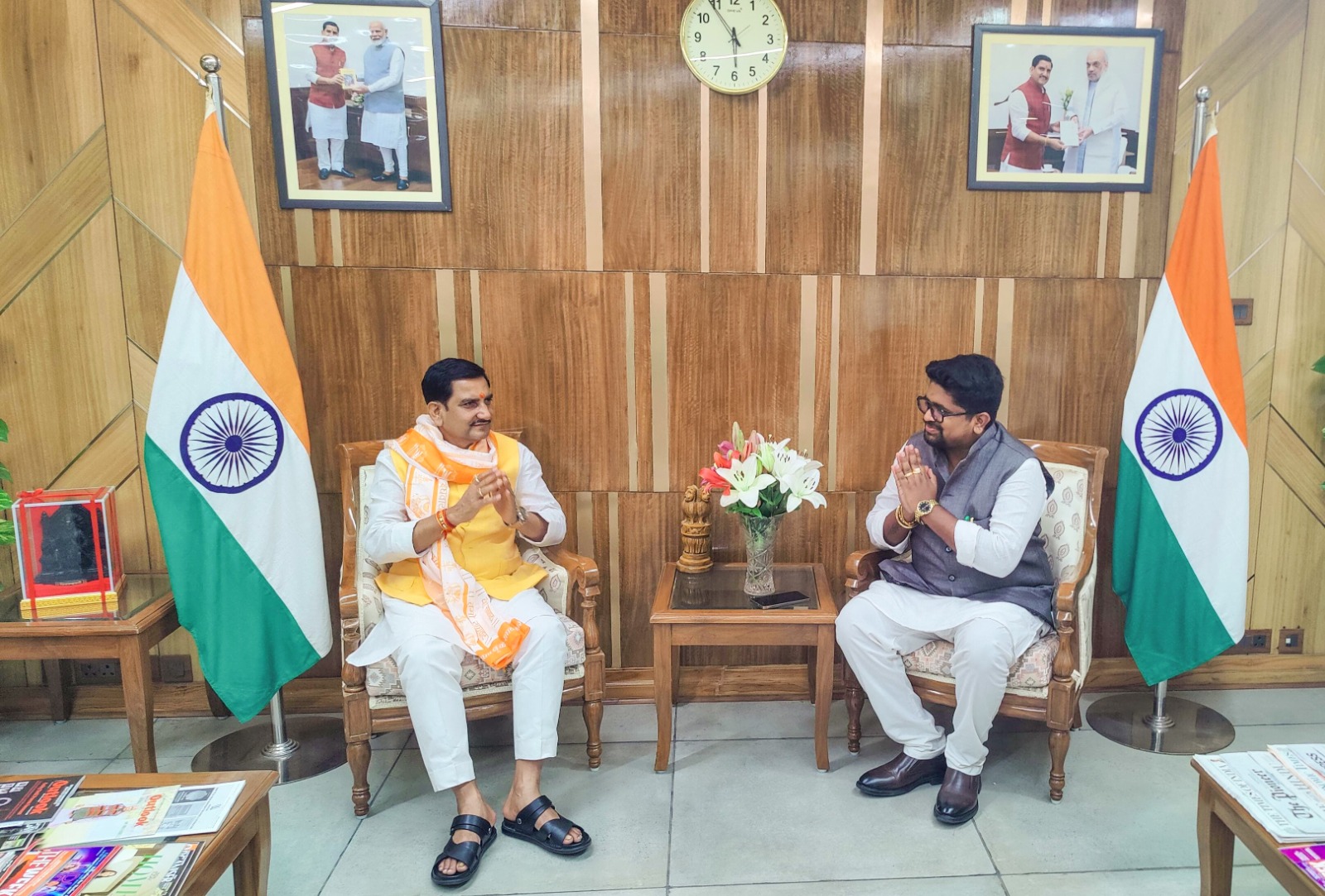 Dr. Bhargav Mallappa Meets Union Minister Tokhan Sahu, Discusses Urban Development Vision for Viksit Bharat hummernews.in