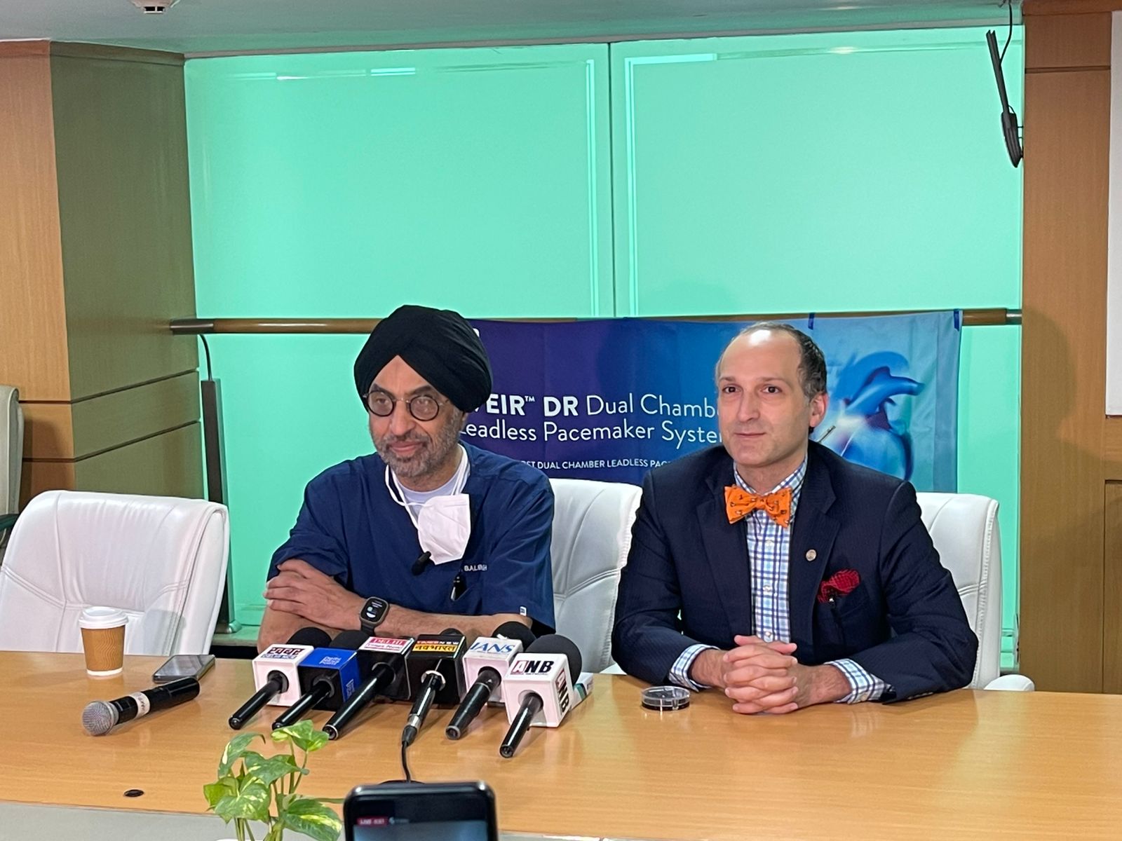 fcc6b774-516a-442f-ba08-c9c5bb72182a