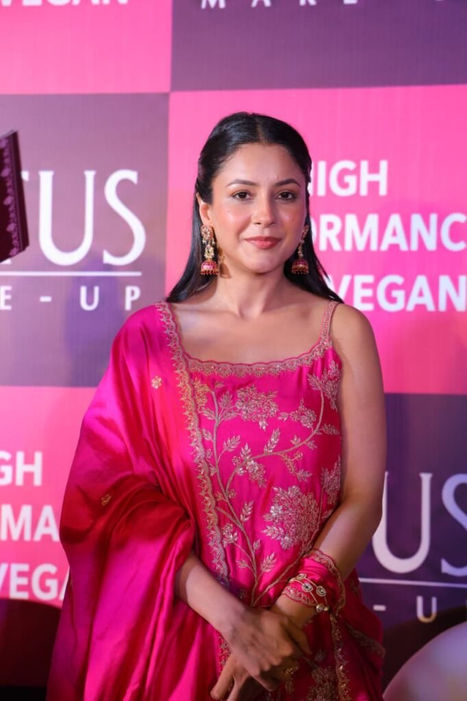 Lotus Make-Up and Shehnaaz Gill Celebrate Modern Indian Beauty This Festive Seasonhttps://hummernews.in/