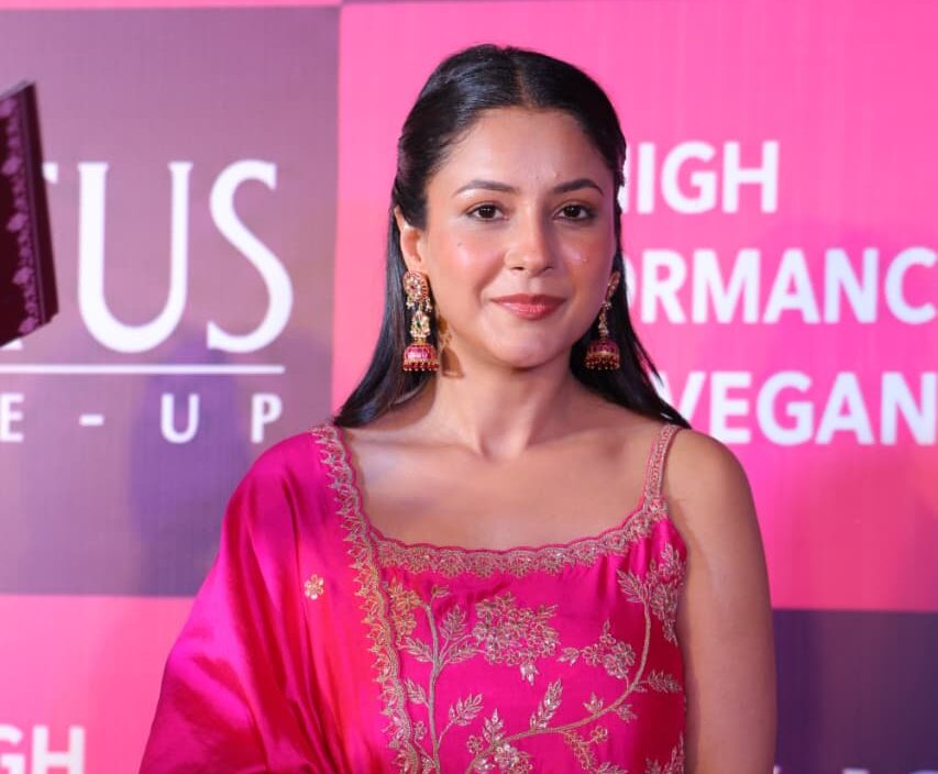 Lotus Make-Up and Shehnaaz Gill Celebrate Modern Indian Beauty This Festive Seasonhttps://hummernews.in/